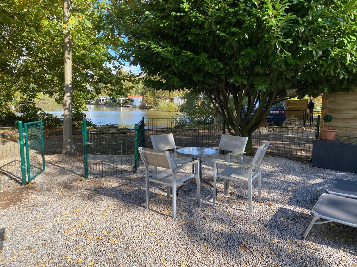 Vakantiehuisje De Waterhoek Geel Luaran gambar